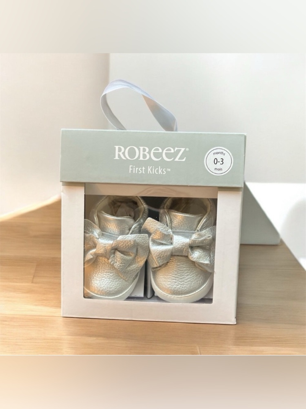 NEW ROBEEZ Aria First Kicks Silver 100% Leather Size 0-3 Months Baby Girl Shoes